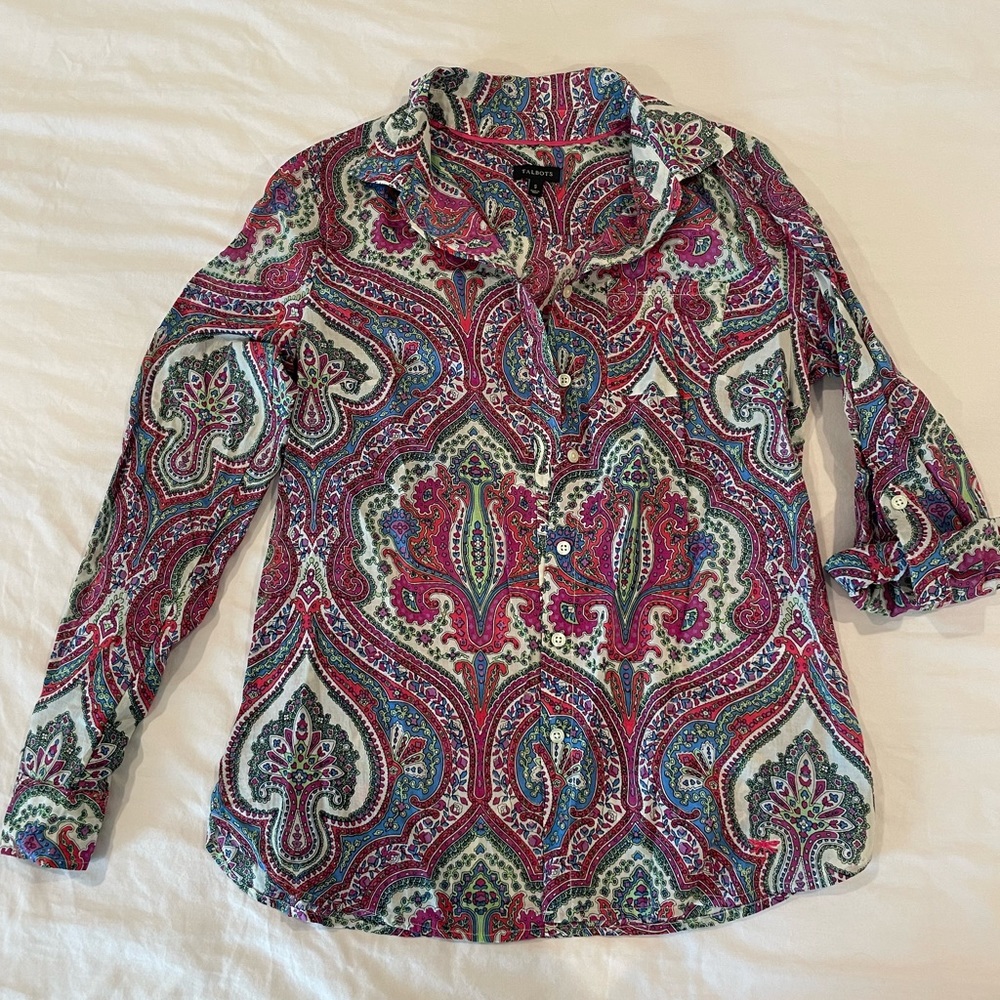Long sleeve , button up shirt